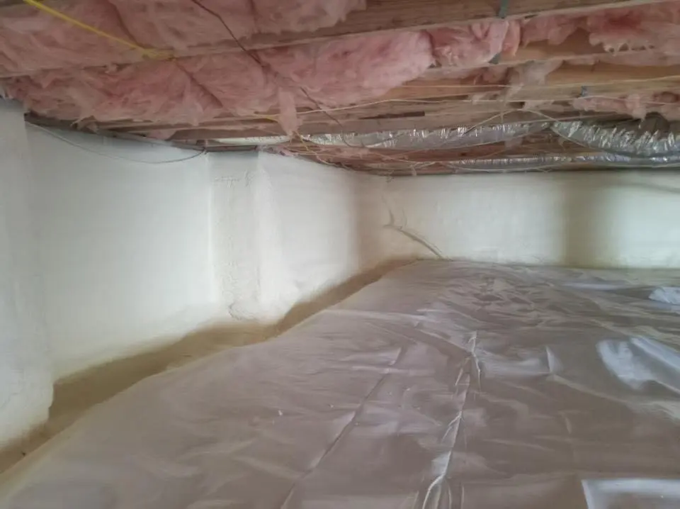 Crawl space encapsulation with closed-cell spray foam for Roof Maintenance in Toccoa